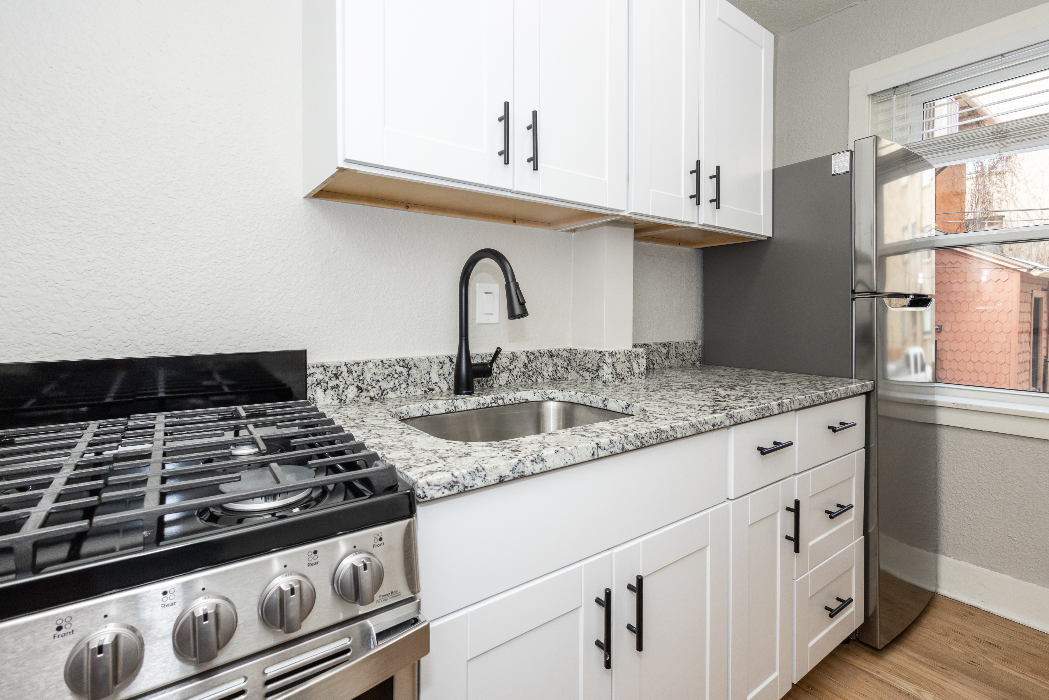 1630 Pennsylvania 1630 Pennsylvania, Denver, CO 80203 Uptown Denver - Leasing by Cross Street